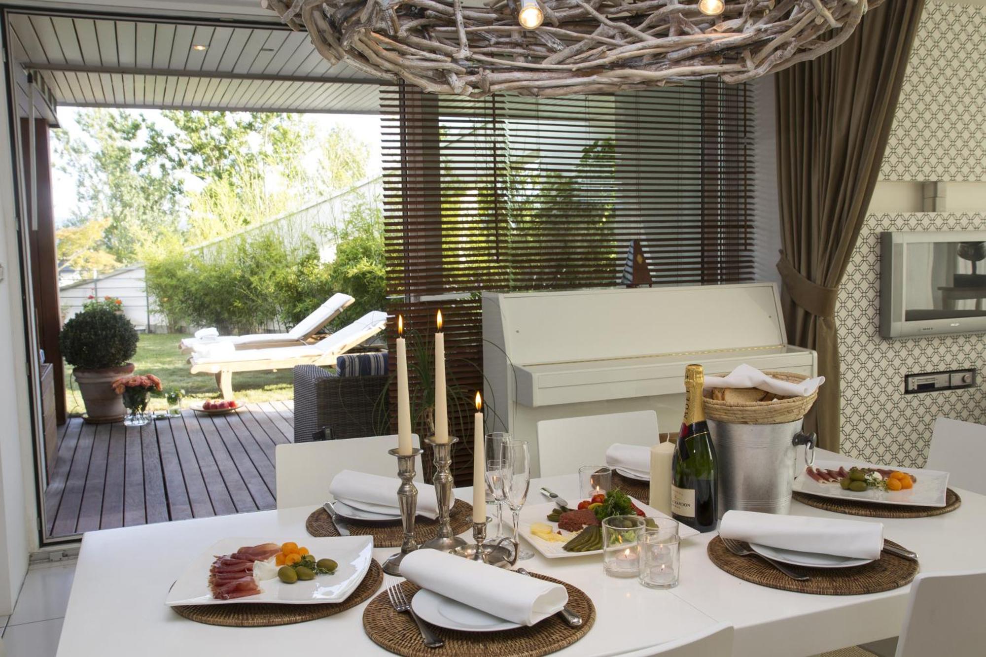 Pavi Apts Ljubljana - Private Rooftop Swimming Pool ห้อง รูปภาพ