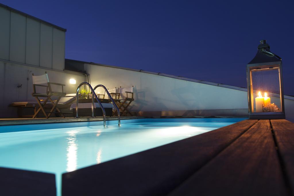 Pavi Apts Ljubljana - Private Rooftop Swimming Pool ห้อง รูปภาพ